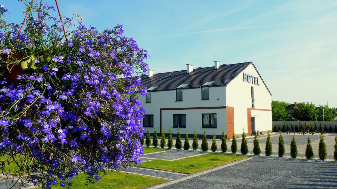 Hotel Sjesta Nowa Sol Exterior foto